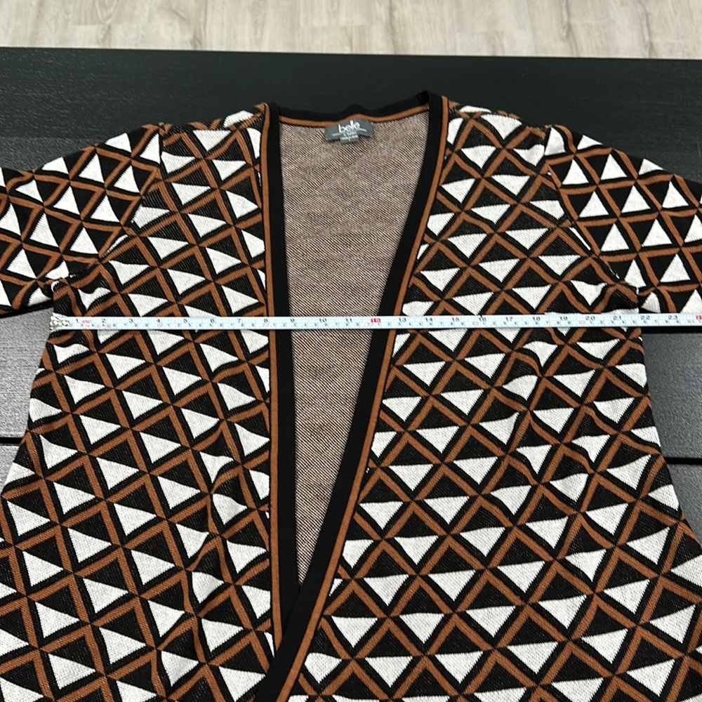Belle by Belldini Geometric Print Sweater - L - Picture 10 of 10